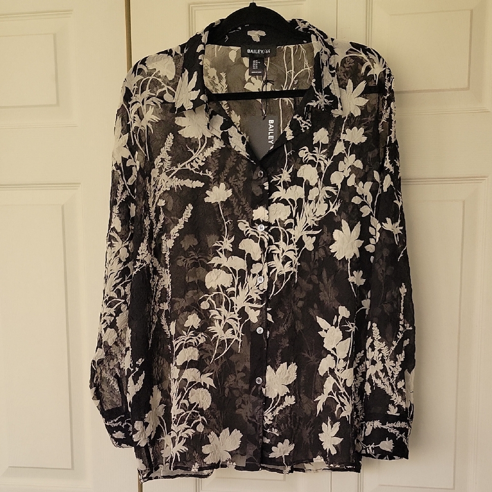 Bailey 44 Black and White Floral Women's Size XL Sheer Long Sleeve Blouse NWT